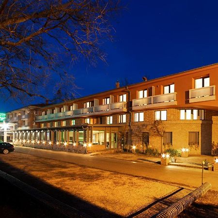 Hotel Pagony Wellness Nyíregyháza Exteriér fotografie