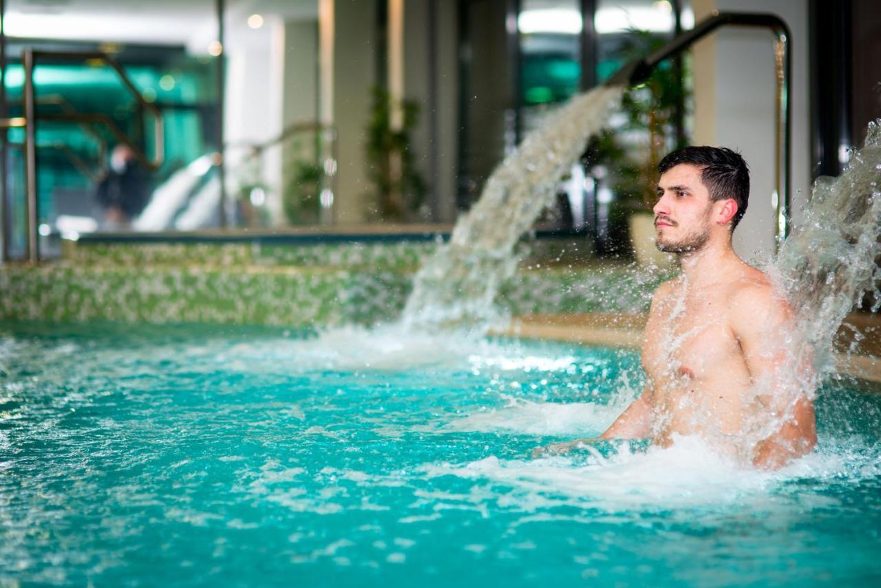 Hotel Pagony Wellness Nyíregyháza Exteriér fotografie