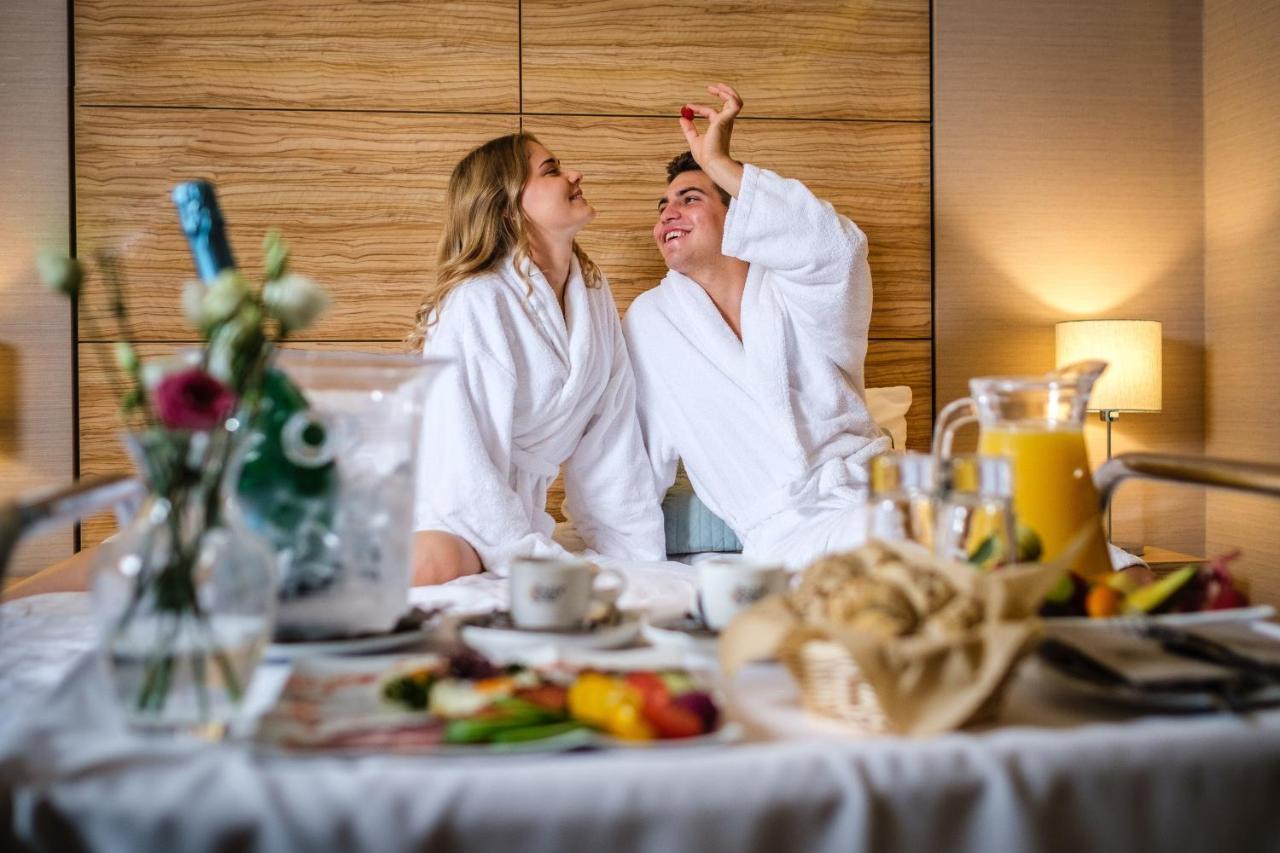 Hotel Pagony Wellness Nyíregyháza Exteriér fotografie