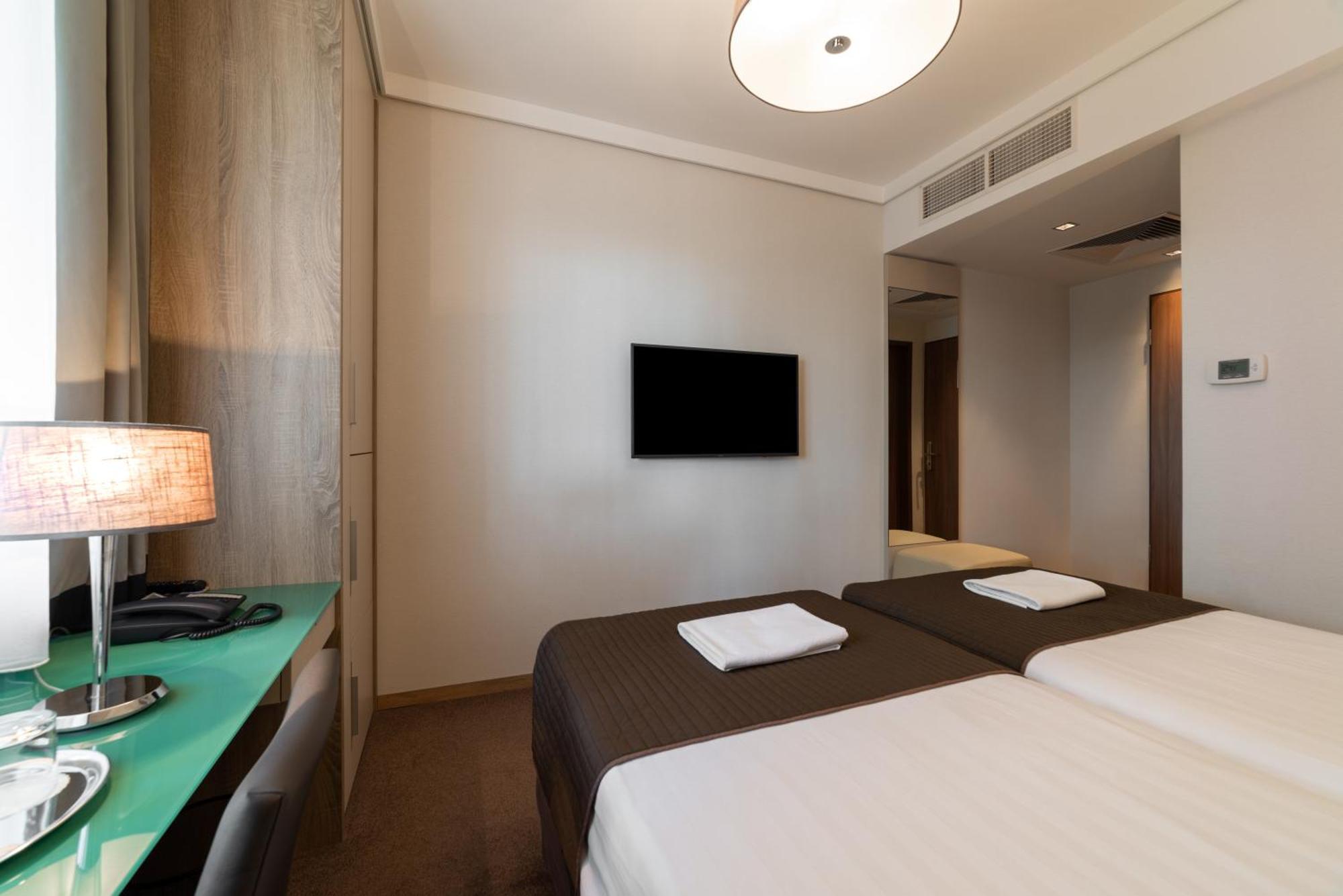 Hotel Pagony Wellness Nyíregyháza Exteriér fotografie