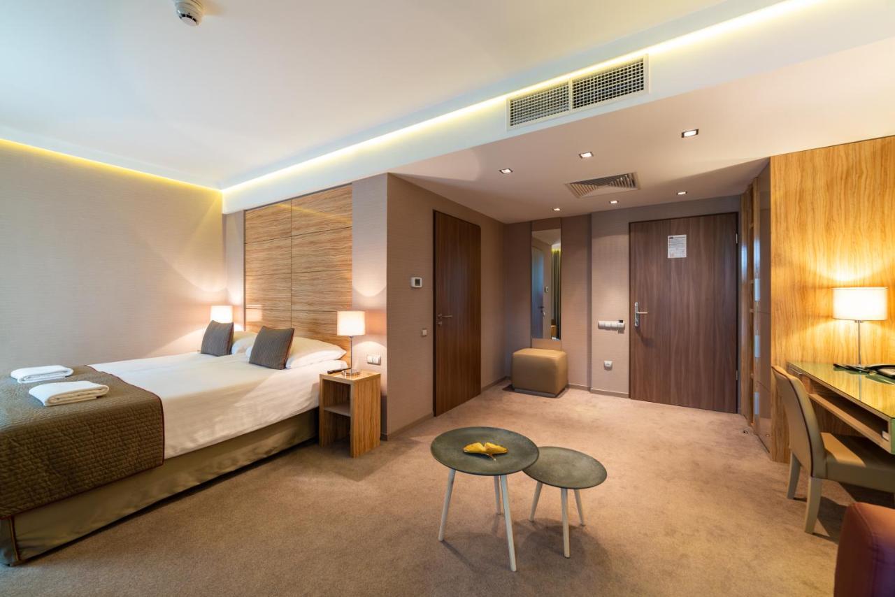 Hotel Pagony Wellness Nyíregyháza Exteriér fotografie