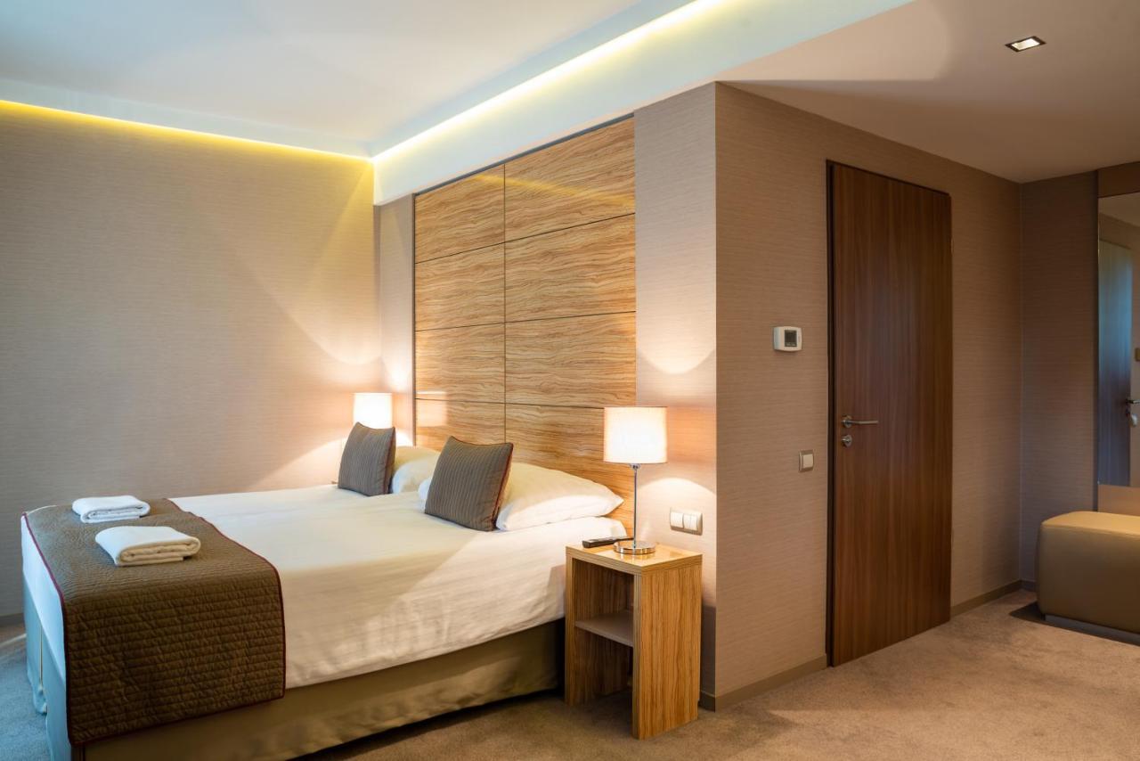 Hotel Pagony Wellness Nyíregyháza Exteriér fotografie